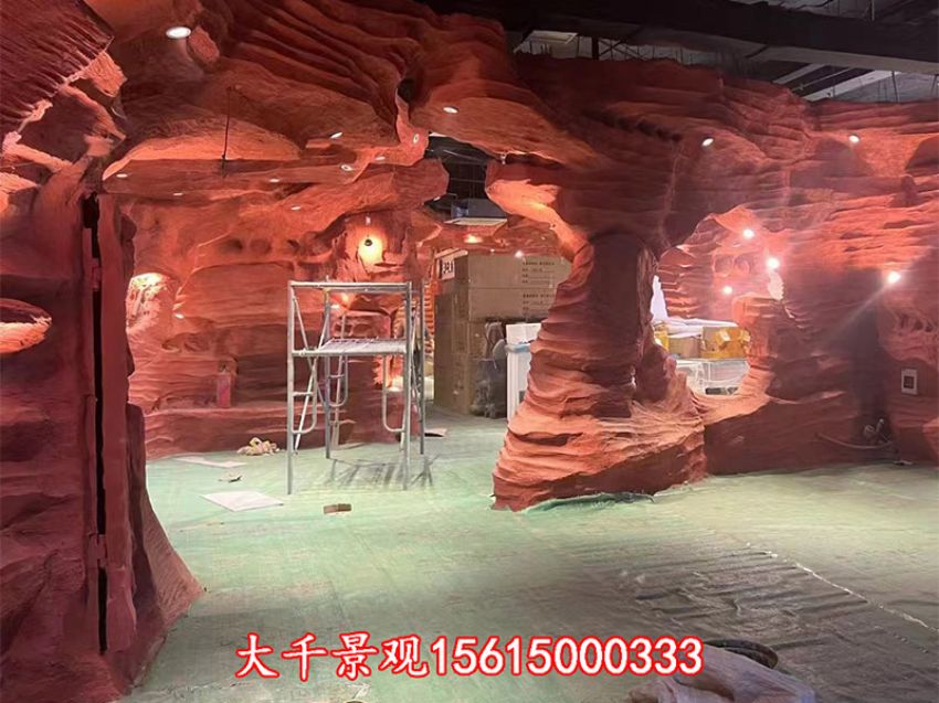 點(diǎn)擊查看詳細(xì)信息<br>標(biāo)題：溶洞民宿 閱讀次數(shù)：913